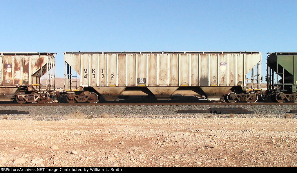 WB Manifest Frt at Erie NV W-MdTrnSlvs&Pshr -97